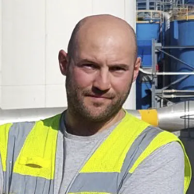 Iñigo Goyastua Gutiérrez, Presidente de la Delegación de Burgos del COQIQ y Responsable de la planta química de Kronospan.