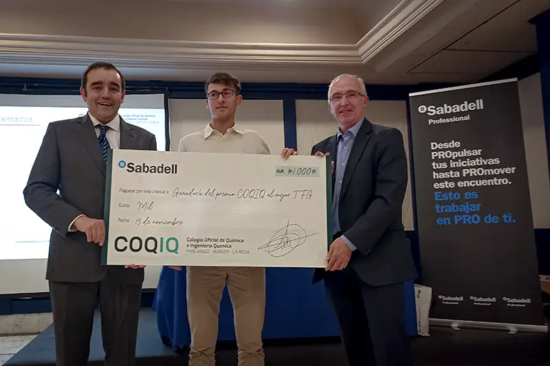 Acto de entrega de los Premios COQIQ al mejor Trabajo de Fin de Grado - TF presentado en 2024 en la Universidad del País Vasco (UPV/EHU)